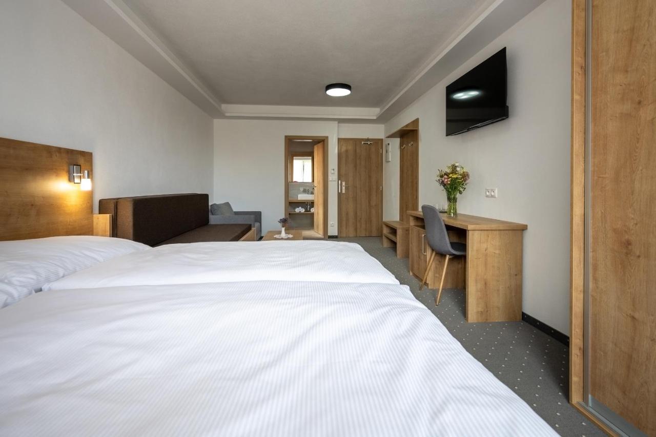 Berg Liptov Hotell Liptovský Mikuláš Eksteriør bilde