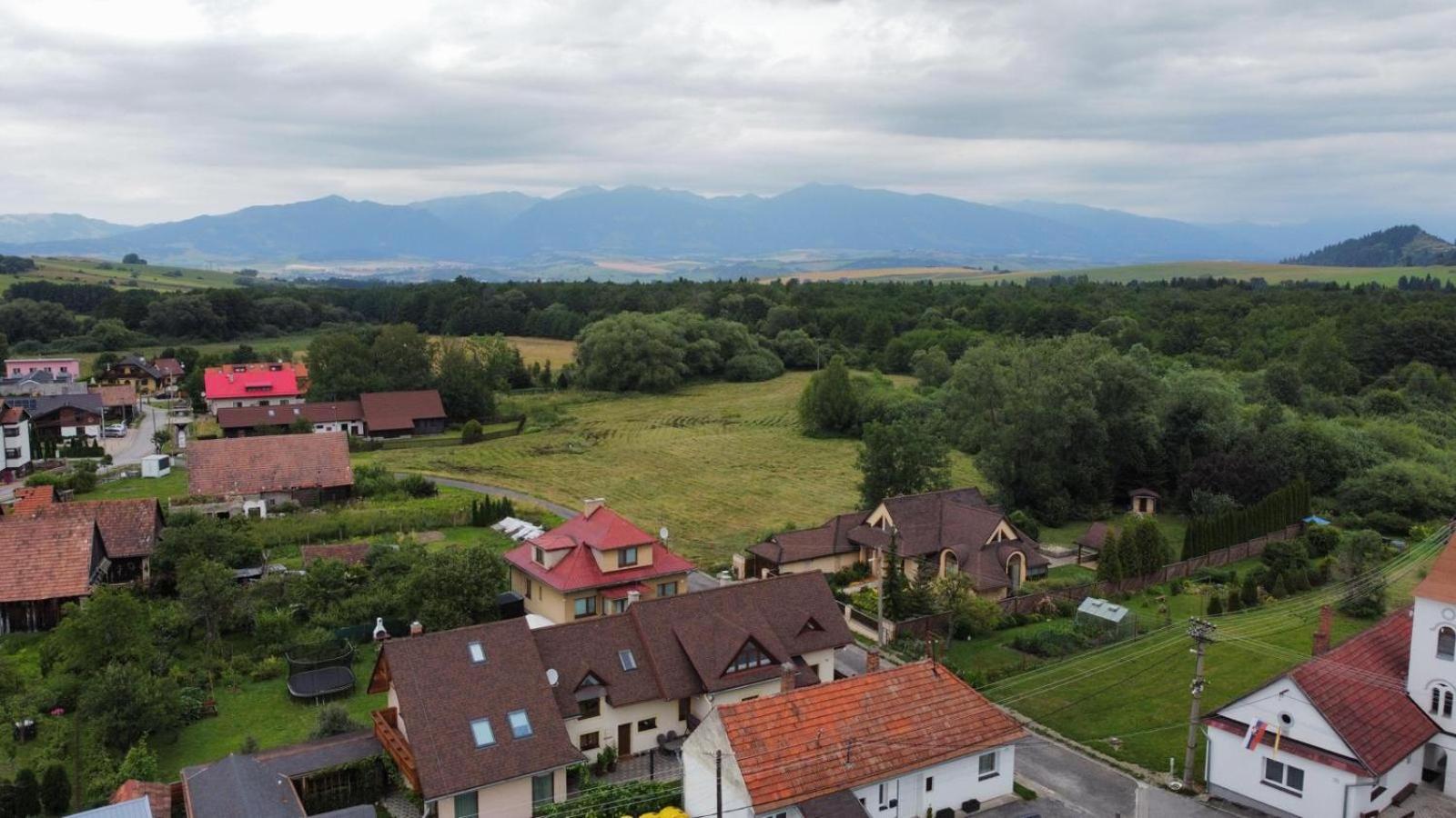 Berg Liptov Hotell Liptovský Mikuláš Eksteriør bilde
